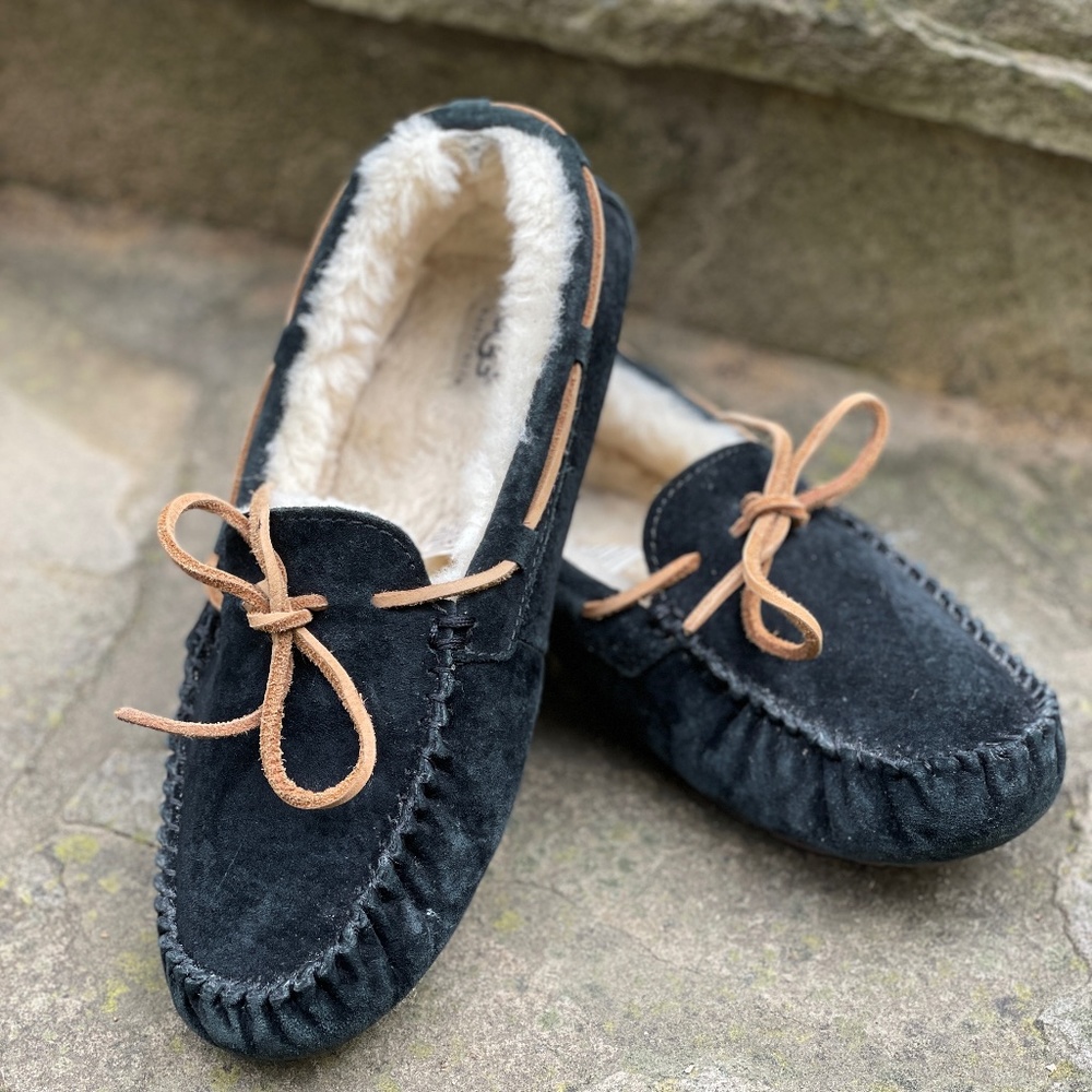 UGG Dakota Slippers size 8